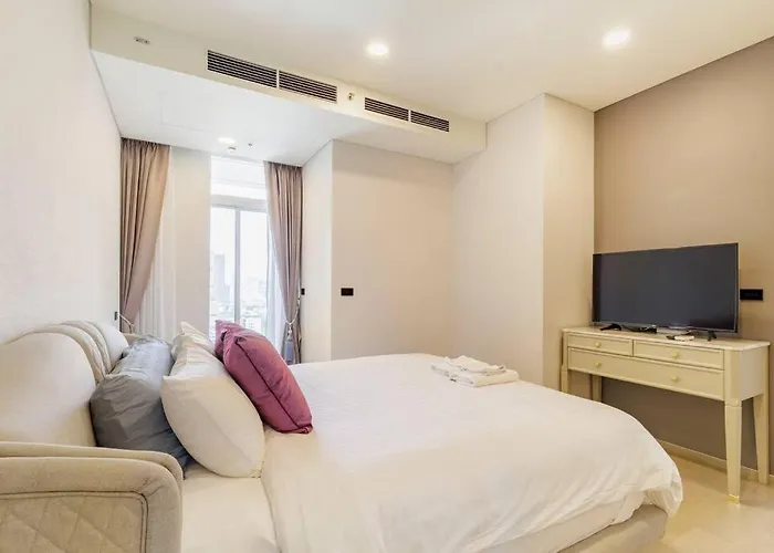 Апартаменты 2 Bedrooms, 300 Metres Bts Ekkamai,sukhumvit Бангкок