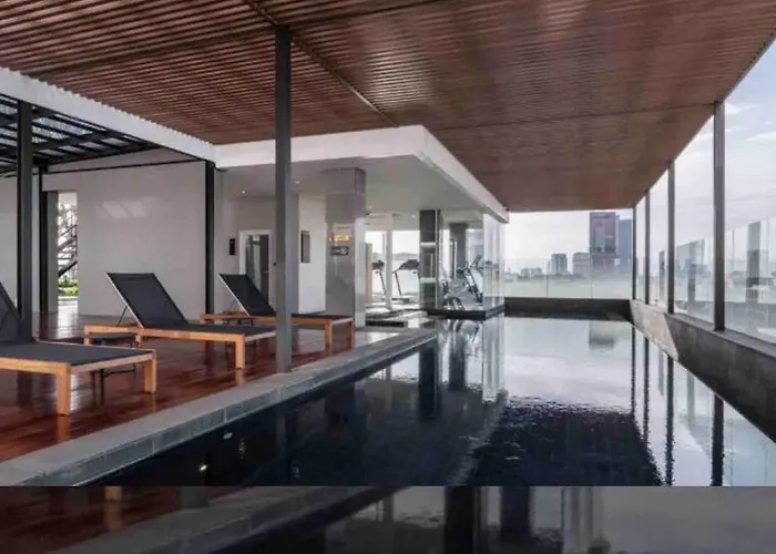 2 Bedrooms, 300 Metres Bts Ekkamai,sukhumvit * Бангкок