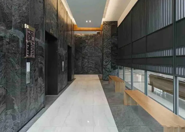 2 Bedrooms, 300 Metres Bts Ekkamai,sukhumvit Апартаменты