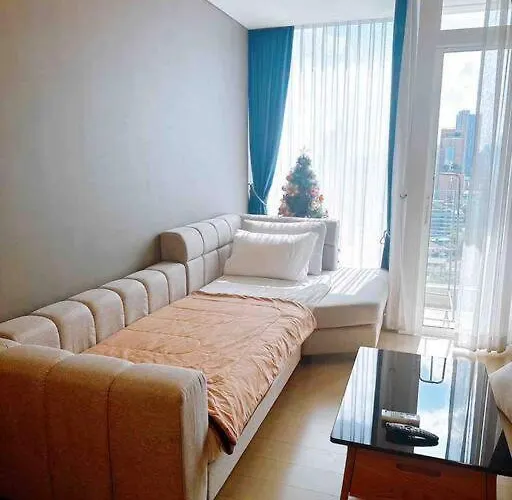 Апартаменты 2 Bedrooms, 300 Metres Bts Ekkamai,sukhumvit Бангкок